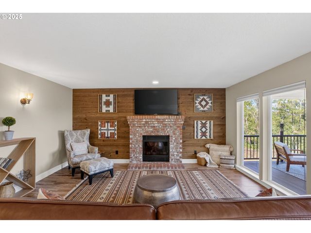 32102 Nw EAGLE CREST Dr, Ridgefield, WA 98642