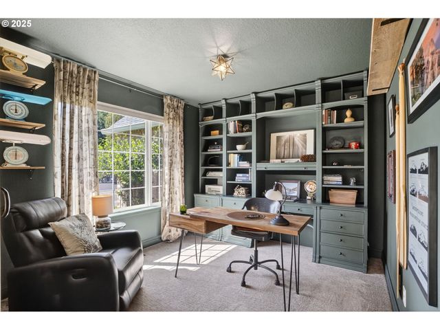 32102 Nw EAGLE CREST Dr, Ridgefield, WA 98642