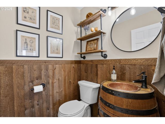 32102 Nw EAGLE CREST Dr, Ridgefield, WA 98642