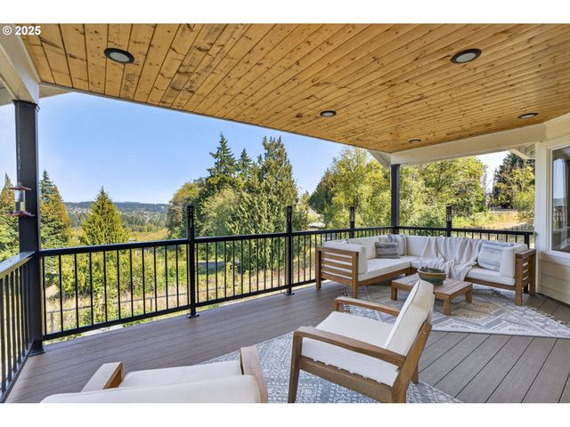 32102 Nw EAGLE CREST Dr, Ridgefield, WA 98642