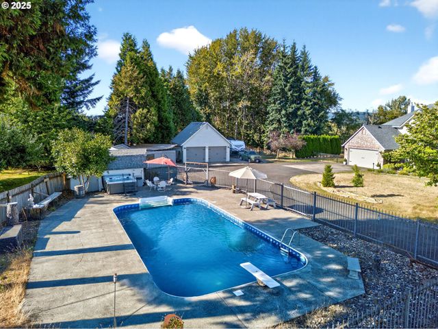 32102 Nw EAGLE CREST Dr, Ridgefield, WA 98642