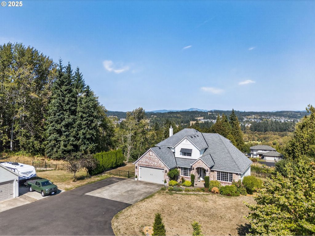 32102 Nw EAGLE CREST Dr, Ridgefield, WA 98642