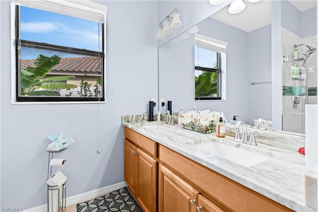 2792 Via Piazza LOOP, Fort Myers, FL 33905