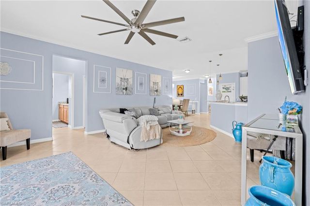 2792 Via Piazza LOOP, Fort Myers, FL 33905