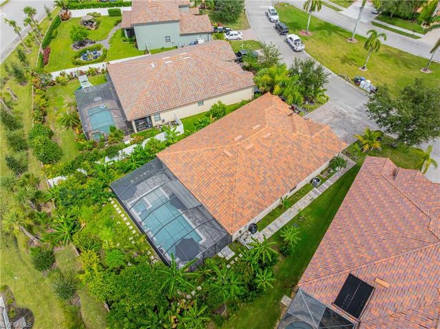 2792 Via Piazza LOOP, Fort Myers, FL 33905