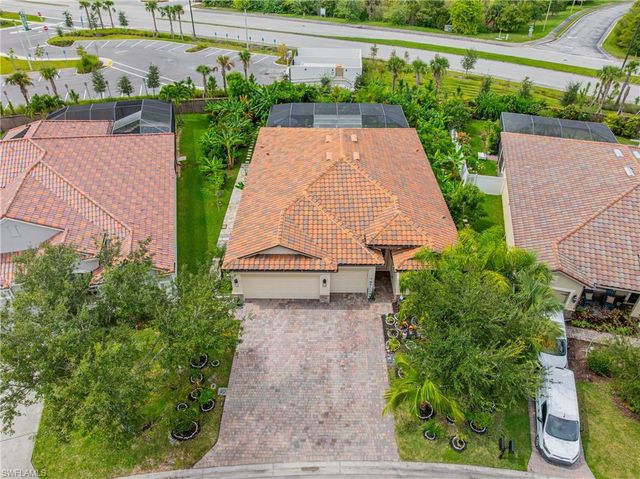 2792 Via Piazza LOOP, Fort Myers, FL 33905