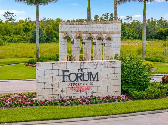 2792 Via Piazza LOOP, Fort Myers, FL 33905