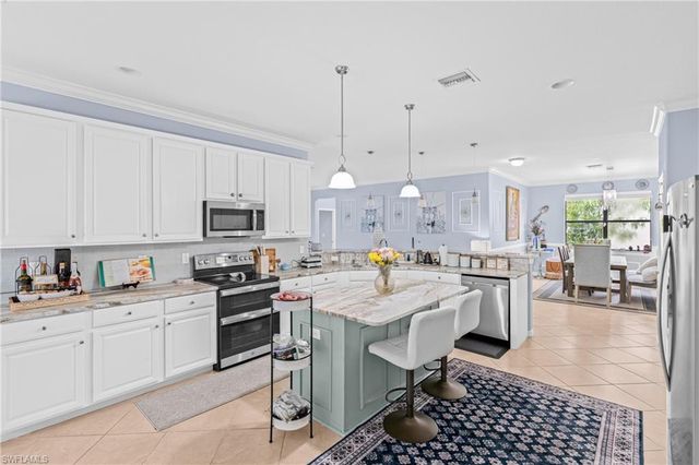 2792 Via Piazza LOOP, Fort Myers, FL 33905