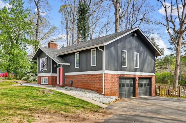 137 Towne Creek Trail, Anderson, SC 29621