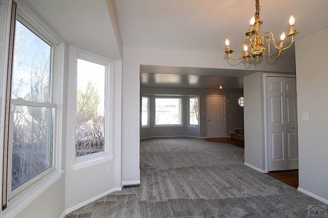 30 Bellita Dr, Pueblo, CO 81001