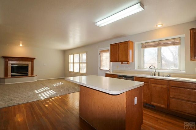 30 Bellita Dr, Pueblo, CO 81001