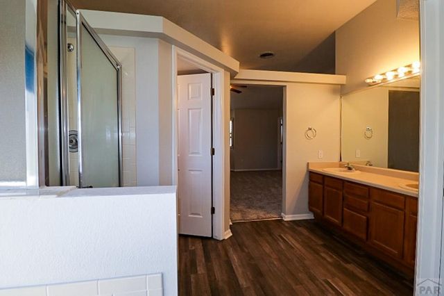 30 Bellita Dr, Pueblo, CO 81001