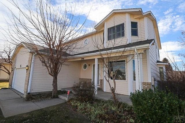 30 Bellita Dr, Pueblo, CO 81001