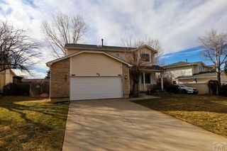 30 Bellita Dr, Pueblo, CO 81001