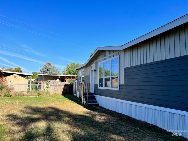 509 E Watercress, Eagle, ID 83616