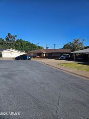 5047 E CHEERY LYNN Road, Phoenix, AZ 85018