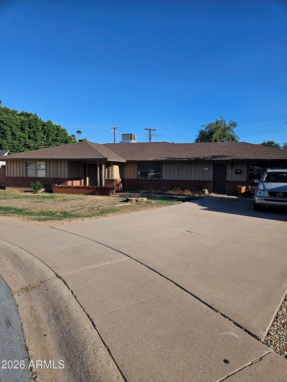 5047 E CHEERY LYNN Road, Phoenix, AZ 85018 — photo 3