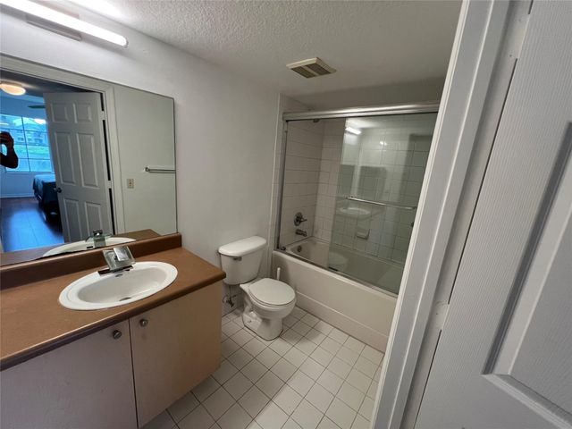 4101 San Marino Boulevard 108, West Palm Beach, FL 33409