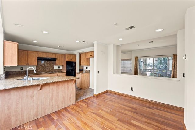 13957 Lemoli Avenue, Hawthorne, CA 90250