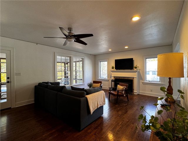610 N Olive Avenue, Fayetteville, AR 72701