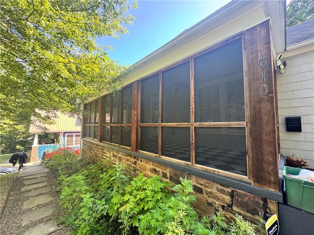 610 N Olive Avenue, Fayetteville, AR 72701