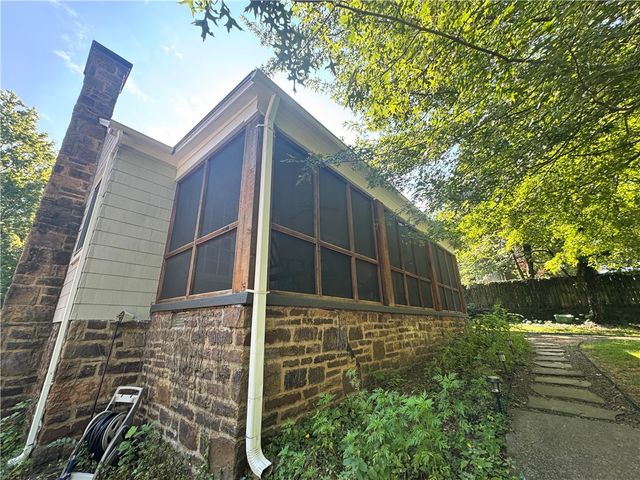 610 N Olive Avenue, Fayetteville, AR 72701