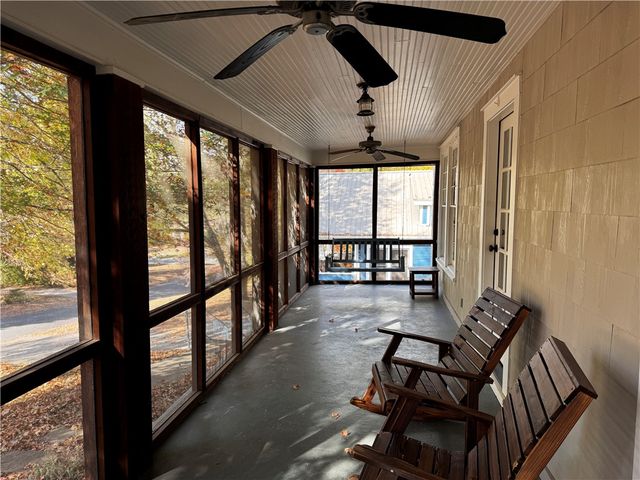 610 N Olive Avenue, Fayetteville, AR 72701