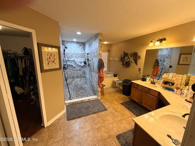 10307 DRIFTWOOD HILLS Drive, Jacksonville, FL 32221