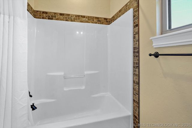 20944 E 440 Road, Claremore, OK 74017