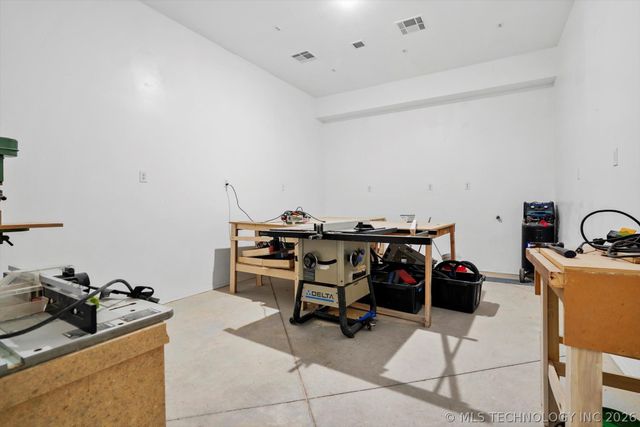 20944 E 440 Road, Claremore, OK 74017