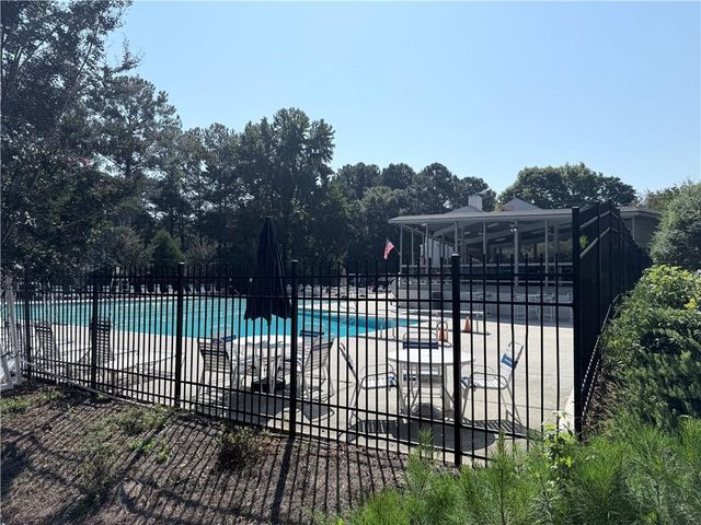 1393 Crooked Tree Court SW, Lilburn, GA 30047