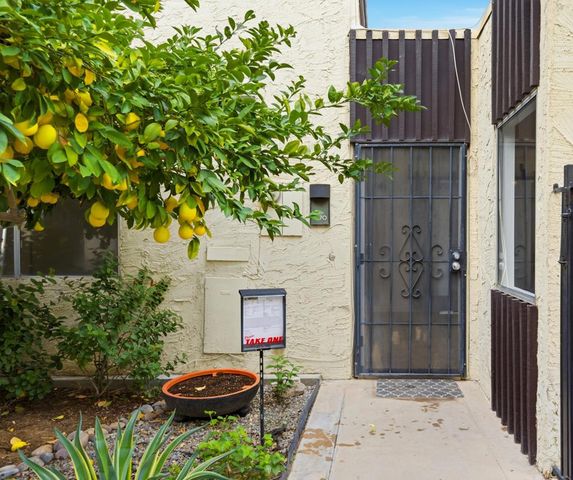 1470 S Camino Real, Palm Springs, CA 92264