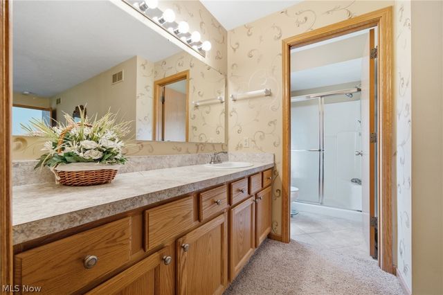 1451 Tripodi Circle, Niles, OH 44446