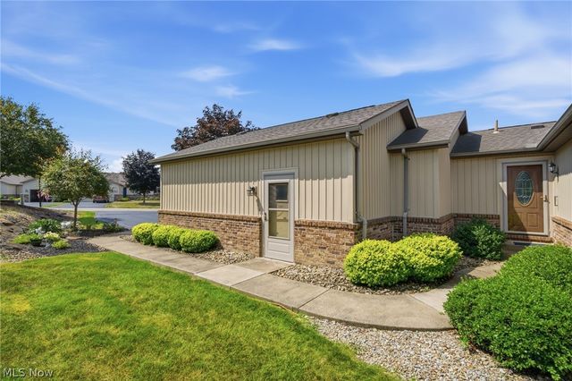 1451 Tripodi Circle, Niles, OH 44446