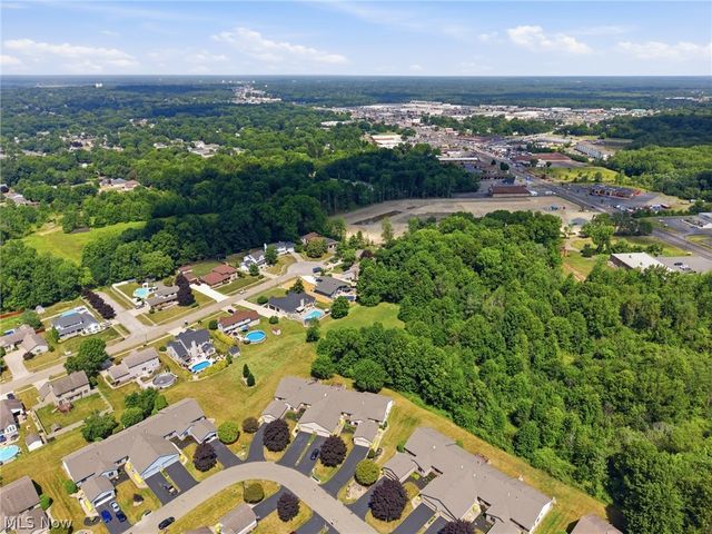 1451 Tripodi Circle, Niles, OH 44446