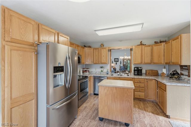 1451 Tripodi Circle, Niles, OH 44446