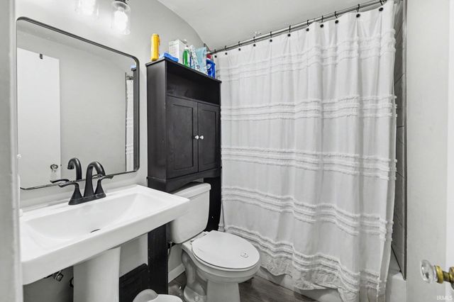 1819 McKinley Avenue, South Bend, IN 46617