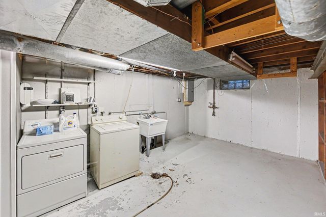 1819 McKinley Avenue, South Bend, IN 46617
