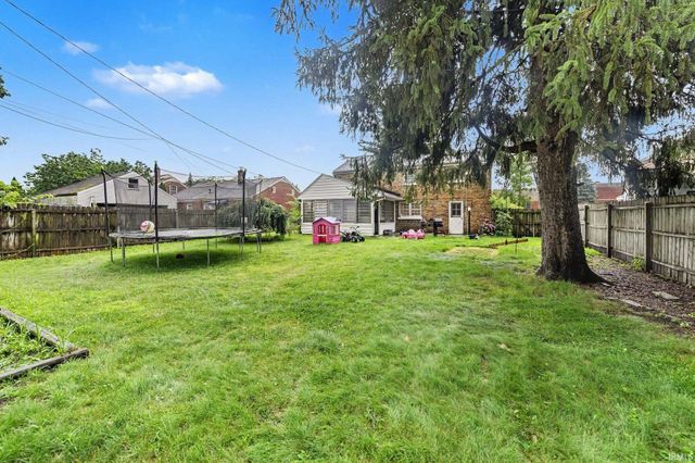 1819 McKinley Avenue, South Bend, IN 46617