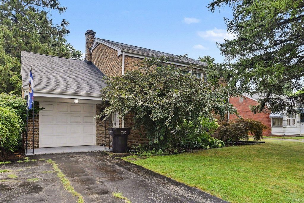 1819 McKinley Avenue, South Bend, IN 46617
