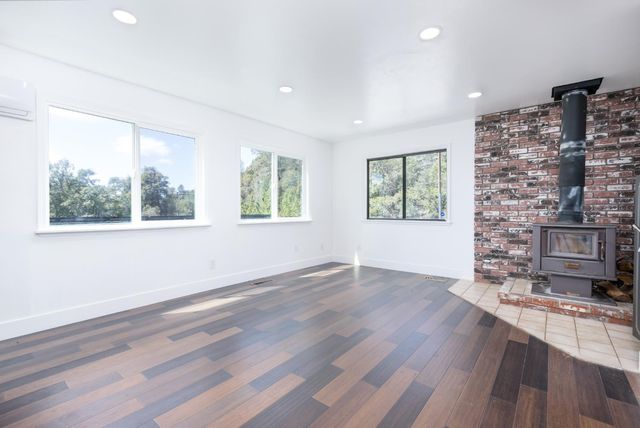 3621 Paydirt Dr, Placerville, CA 95667