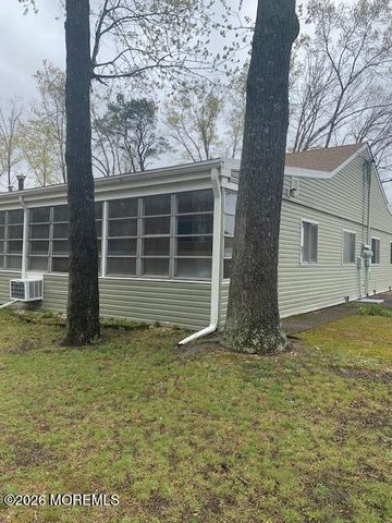 6a Holly Street, Toms River, NJ 08757