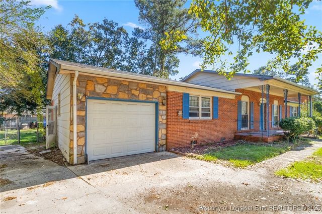 5246 Sundown Drive, Fayetteville, NC 28303