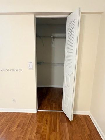 13155 SW 7th Ct 402E, Pembroke Pines, FL 33027