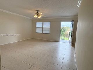 13155 SW 7th Ct 402E, Pembroke Pines, FL 33027