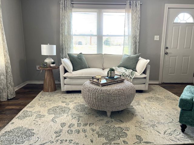 109 Valentour Road, Pearl, MS 39208