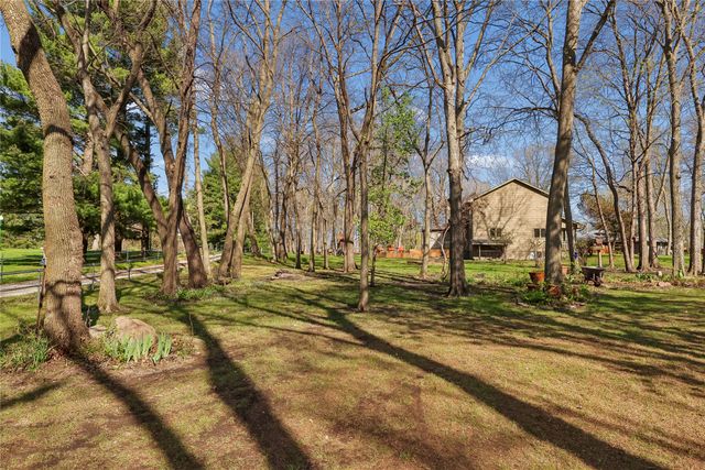 6080 NE 9th Street, Des Moines, IA 50313