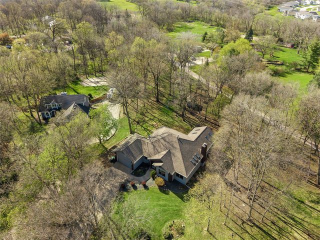 6080 NE 9th Street, Des Moines, IA 50313