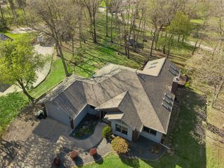 6080 NE 9th Street, Des Moines, IA 50313