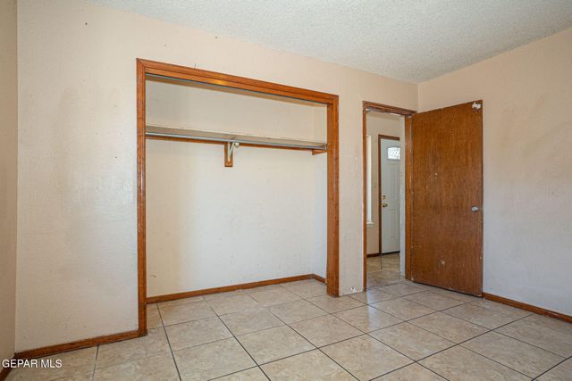 11648 Gordon Cooper Lane, El Paso, TX 79936